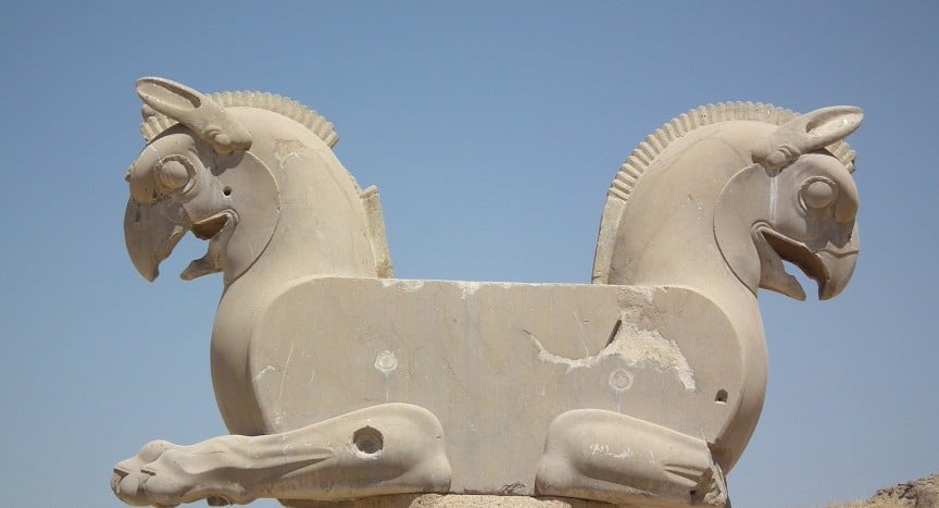 Statue at Persepolis by Ali Solaymani from Pixabay
