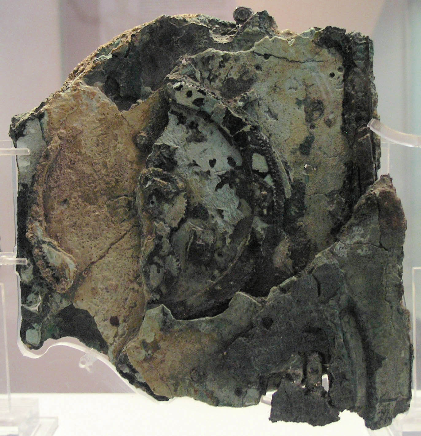 Fragment A (rear) of the Antikythera mechanism.